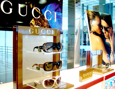 Visual merchandising y decoracion de punto de venta de lujo Visual merchandising y decoracion de punto de venta de lujo